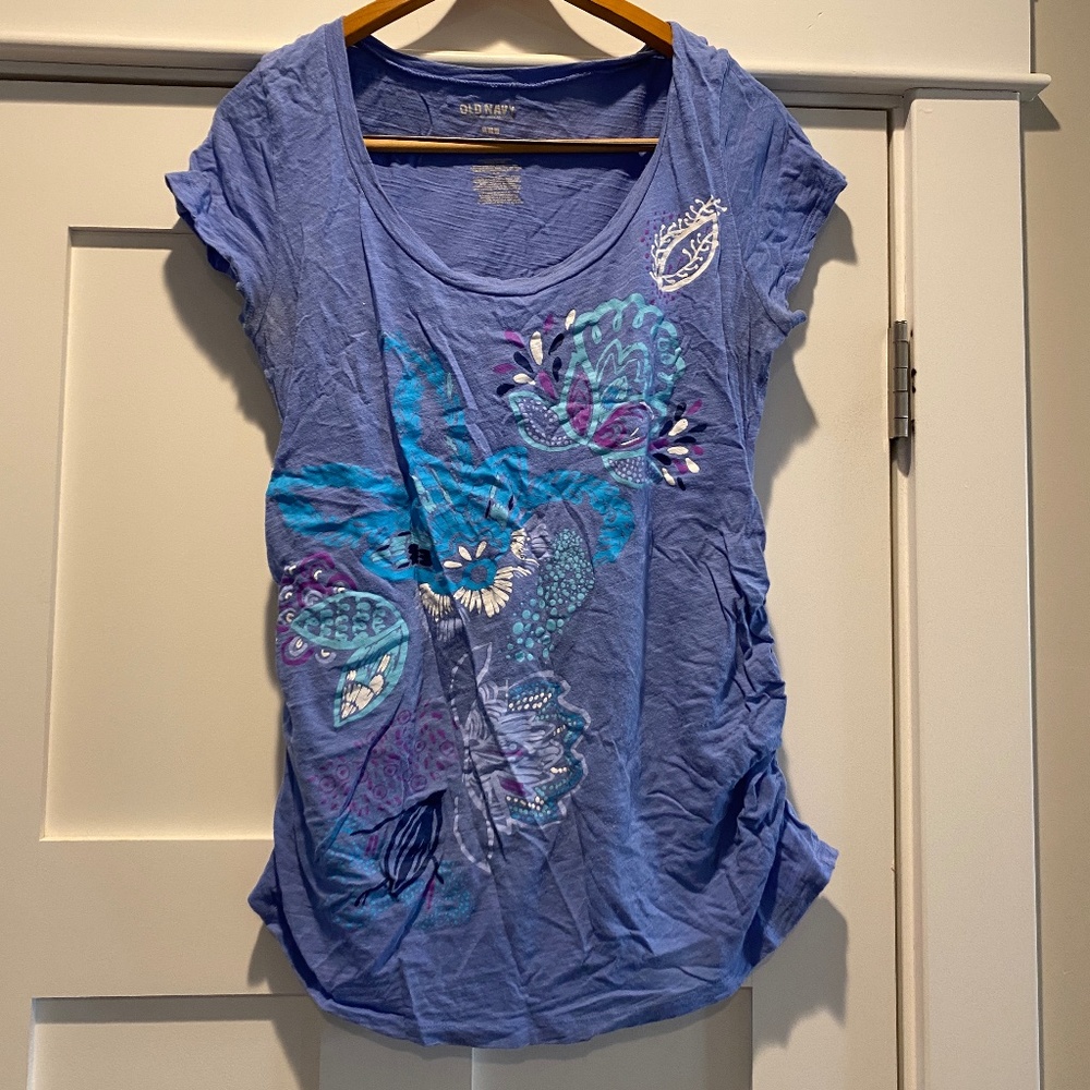 Maternity t-shirt, lightweight, very comfortable